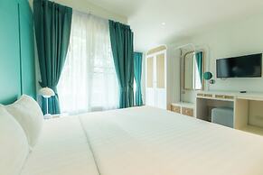 Bangsaen Heritage Hotel