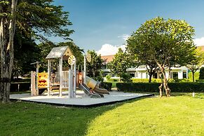 Bangsaen Heritage Hotel