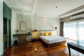 Bangsaen Heritage Hotel