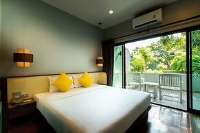 Bangsaen Heritage Hotel