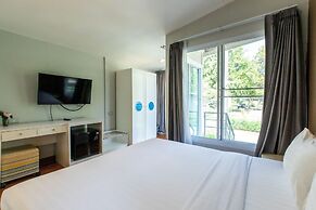 Bangsaen Heritage Hotel