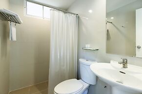 Bangsaen Heritage Hotel