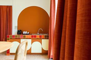 Bangsaen Heritage Hotel