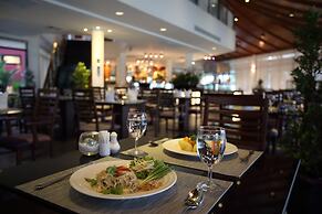 Bangsaen Heritage Hotel