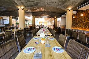 Bangsaen Heritage Hotel