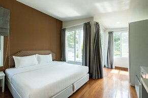 Bangsaen Heritage Hotel