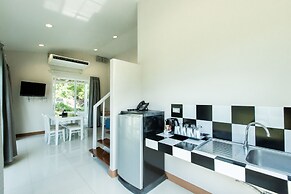 Bangsaen Heritage Hotel