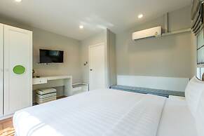 Bangsaen Heritage Hotel