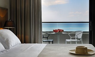 Ostria Sea Side Hotel