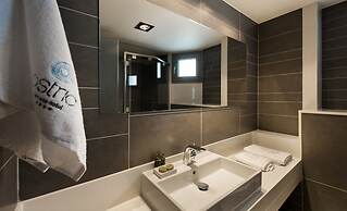 Ostria Sea Side Hotel