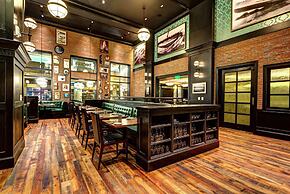 Hilton Norfolk The Main