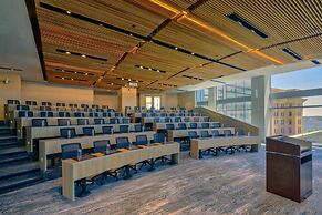 Hilton Norfolk The Main