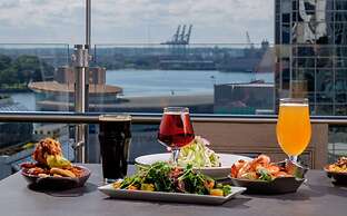 Hilton Norfolk The Main