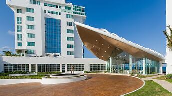 Oleo Cancun Playa All Inclusive Resort
