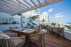 Oleo Cancun Playa All Inclusive Resort