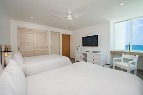Oleo Cancun Playa All Inclusive Resort