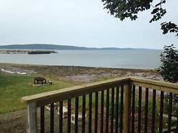 Beautiful Seaside Cottage