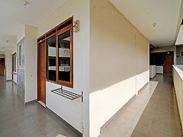 OYO 1699 Verona Residence