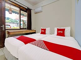 OYO 1699 Verona Residence