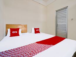 OYO 1699 Verona Residence