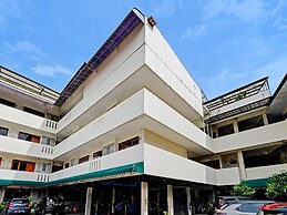 OYO 1699 Verona Residence