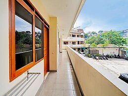 OYO 1699 Verona Residence