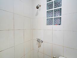 OYO 1699 Verona Residence