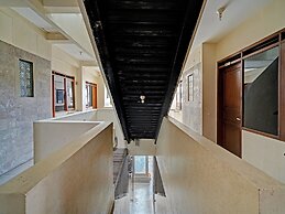 OYO 1699 Verona Residence