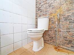 OYO 1699 Verona Residence