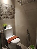 Lemon8 Hotel Apartment