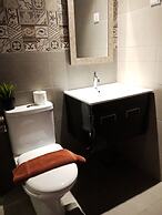 Lemon8 Hotel Apartment