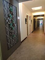 Lemon8 Hotel Apartment