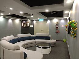 Lemon8 Hotel Apartment