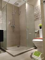 Lemon8 Hotel Apartment