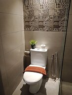 Lemon8 Hotel Apartment