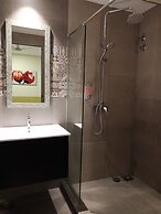 Lemon8 Hotel Apartment