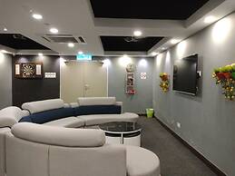 Lemon8 Hotel Apartment