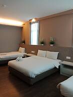 Lemon8 Hotel Apartment