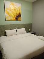 Lemon8 Hotel Apartment