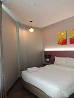 Lemon8 Hotel Apartment