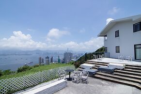 Hong Kong Island YHA Jockey Club Mt. Davis Youth Hostel