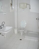 Aglaia Apartments & Studios