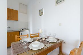 Aglaia Apartments & Studios