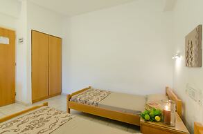 Aglaia Apartments & Studios