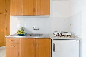 Aglaia Apartments & Studios