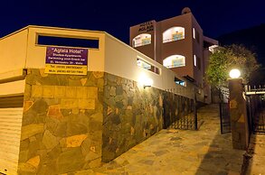 Aglaia Apartments & Studios