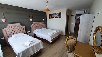 Assos Nazan Motel Restoran Beach