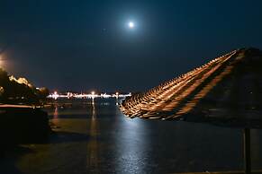 Assos Nazan Motel Restoran Beach