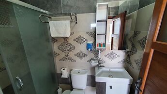 Assos Nazan Motel Restoran Beach