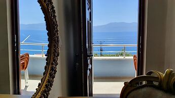 Assos Nazan Motel Restoran Beach